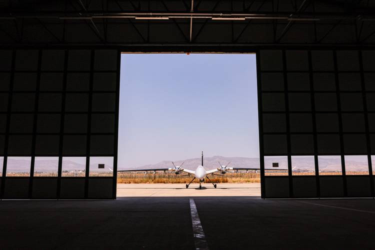 TSK'dan Kıbrıs Barış Harekatı'nın 50. yılına özel geçit töreni - Resim: 14